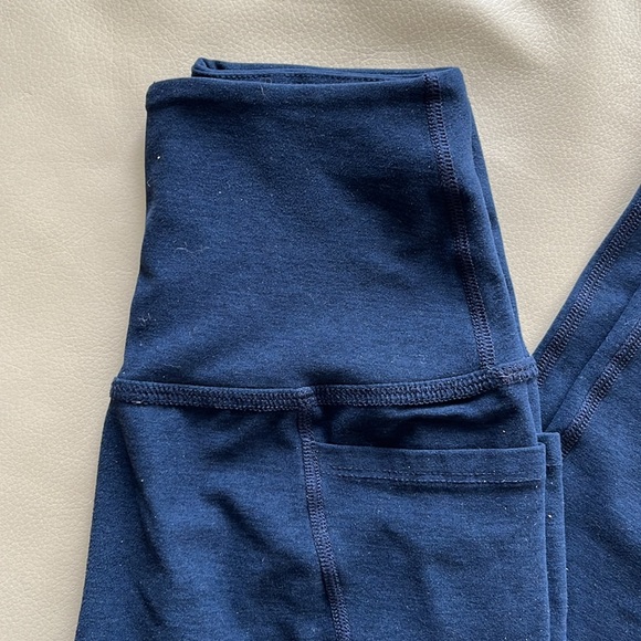 Beyond yoga side pocket leggings - Picture 2 of 4
